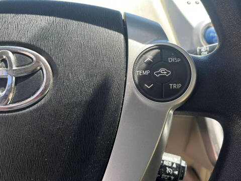 2012 Toyota Prius v Three