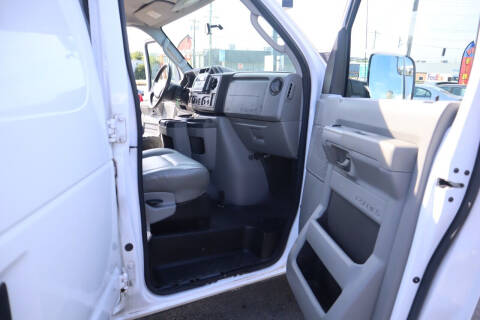 2011 Ford E-Series E-250