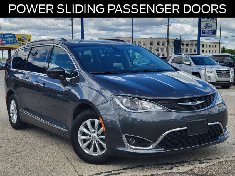 2019 Chrysler Pacifica Touring L