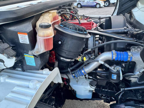 2017 Freightliner M2 106