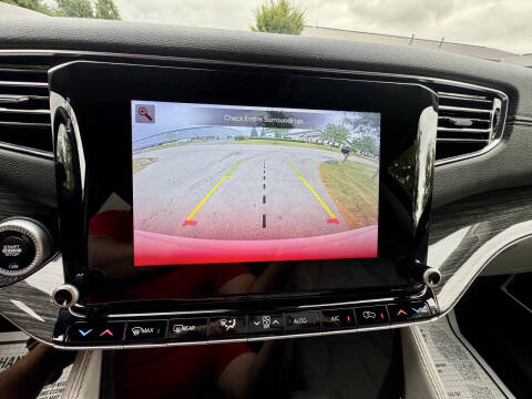 2022 Jeep Wagoneer Series III