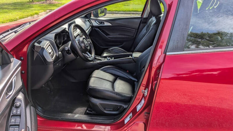 2018 Mazda MAZDA3 Touring