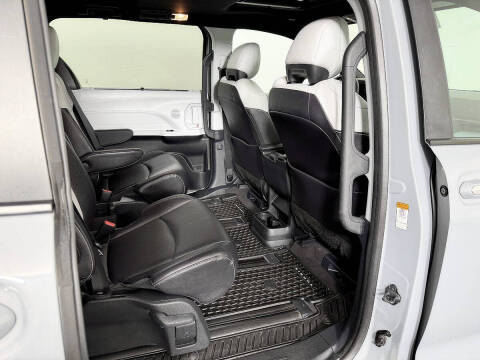 2025 Toyota Sienna