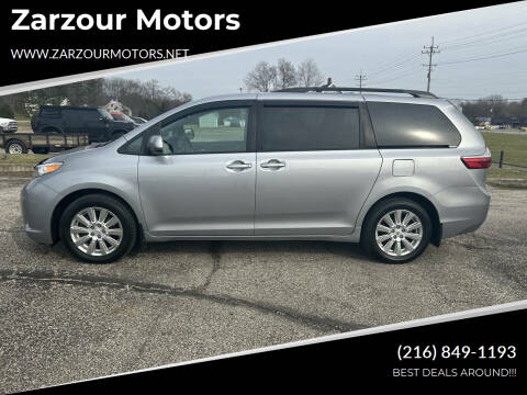 2017 Toyota Sienna for sale at Zarzour Motors in Chesterland OH