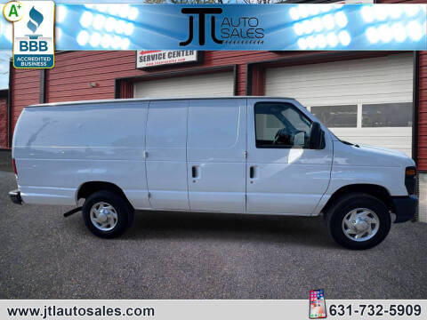 2013 Ford E-Series E-350 SD