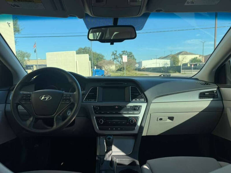 2017 Hyundai Sonata SE