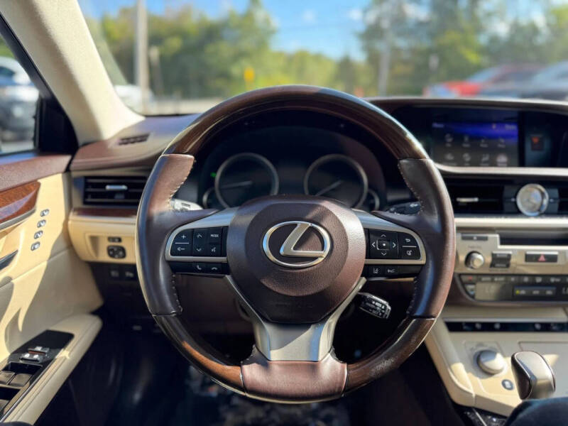 2017 Lexus ES 350