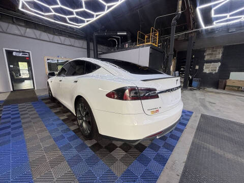 2012 Tesla Model S Performance