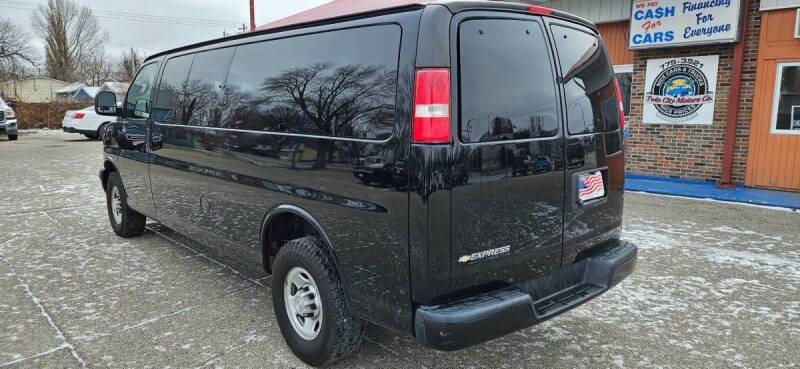 2019 Chevrolet Express LS 3500