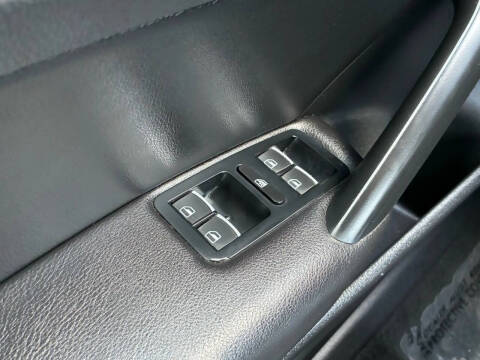 2013 Volkswagen Passat TDI SEL Premium