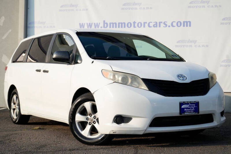 2011 Toyota Sienna Base 7-Passenger