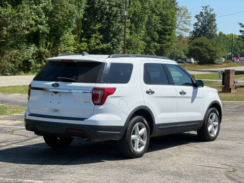 2018 Ford Explorer