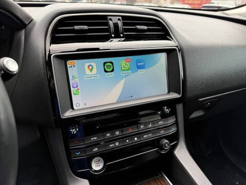 2017 Jaguar F-PACE 35t Prestige