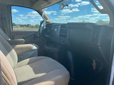 2016 Chevrolet Express 2500