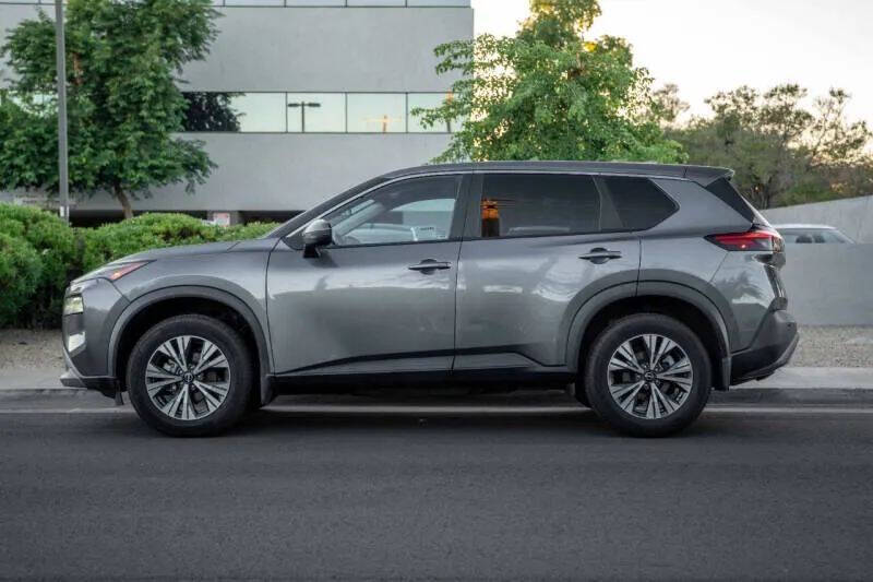 2022 Nissan Rogue SV