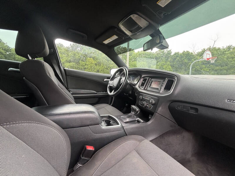 2015 Dodge Charger SE