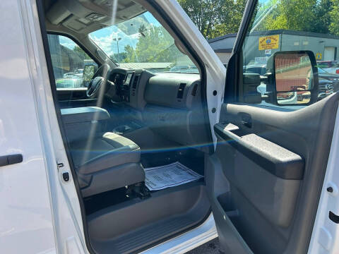 2019 Nissan NV 2500 HD SV