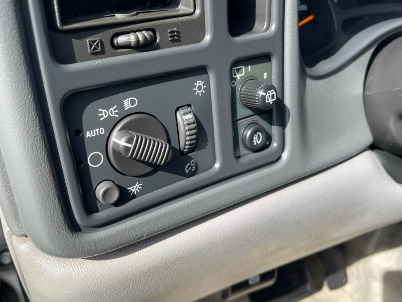 2003 Chevrolet Suburban 1500 LS