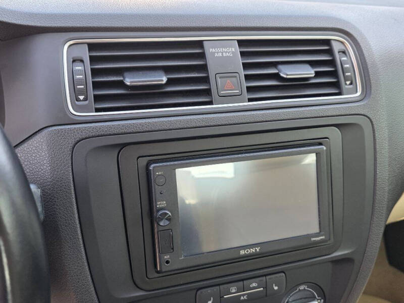 2015 Volkswagen Jetta