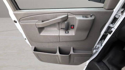 2023 Chevrolet Express LS 3500