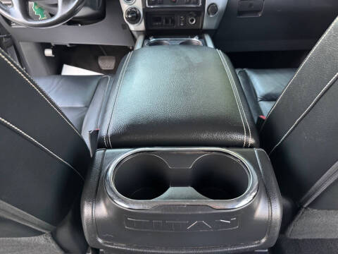 2017 Nissan Titan PRO-4X