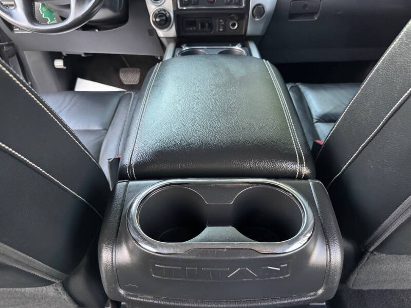 2017 Nissan Titan PRO-4X