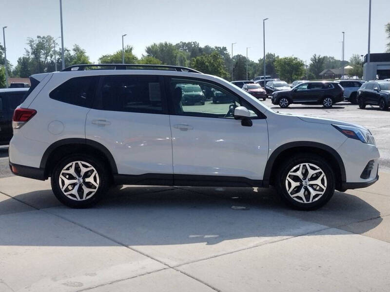 2022 Subaru Forester Premium