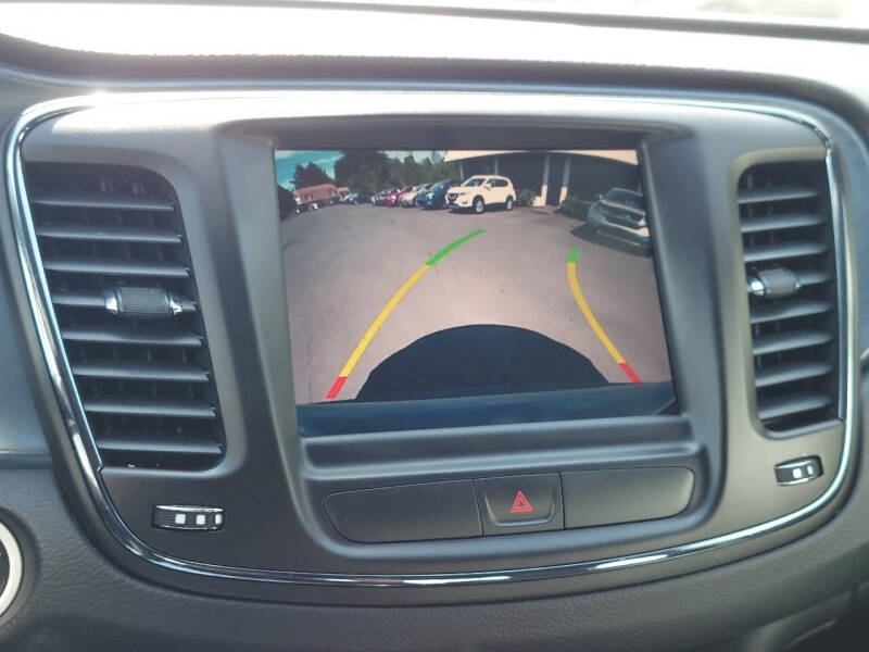 2015 Chrysler 200 S