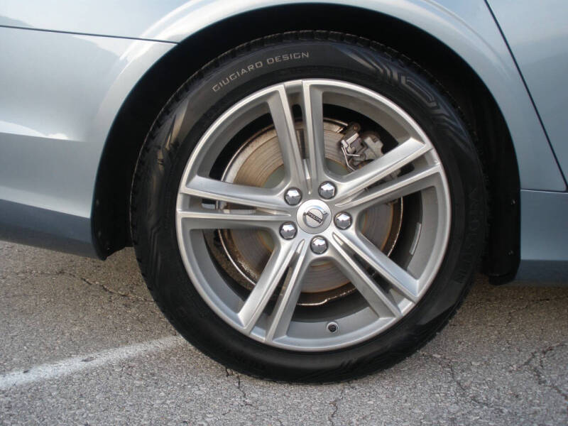 2018 Volvo S90 T5 Momentum