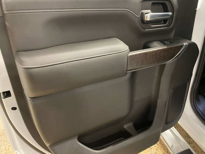 2023 GMC Sierra 2500HD Denali