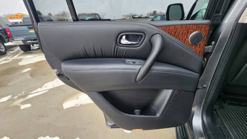 2017 Nissan Armada Platinum