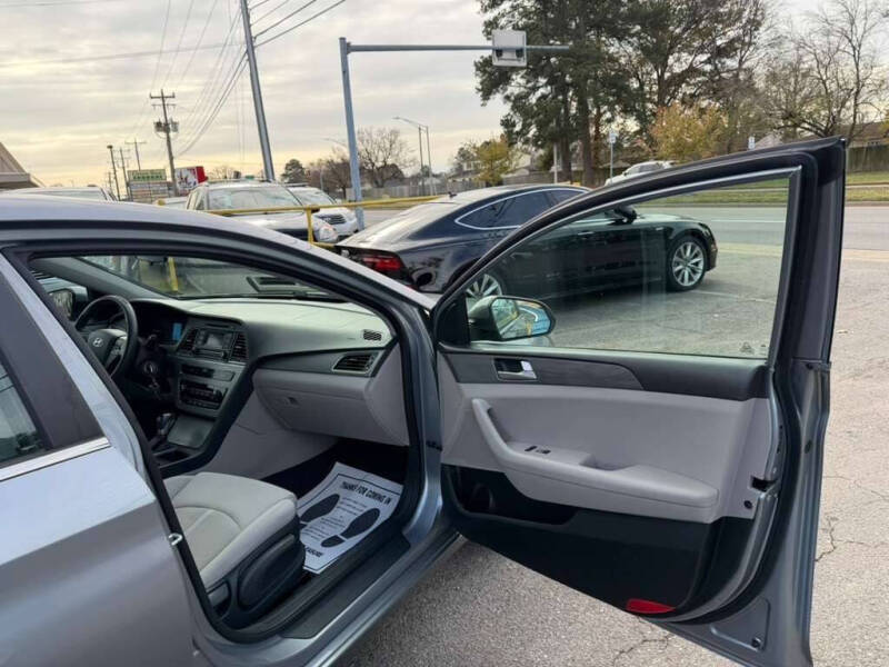 2016 Hyundai Sonata SE