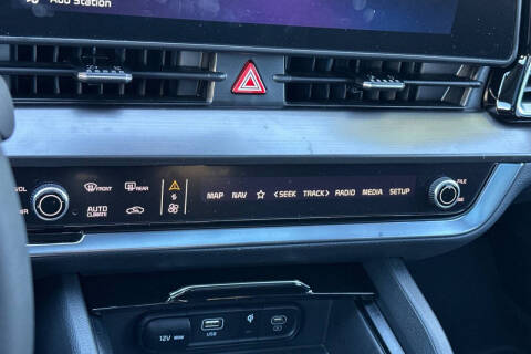 2025 Kia Sportage Hybrid EX