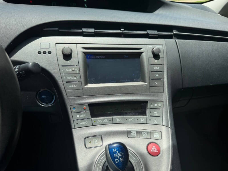 2013 Toyota Prius Two