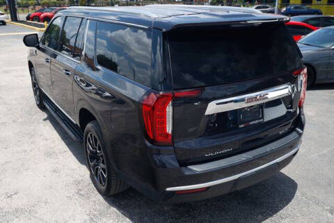 2023 GMC Yukon XL SLT