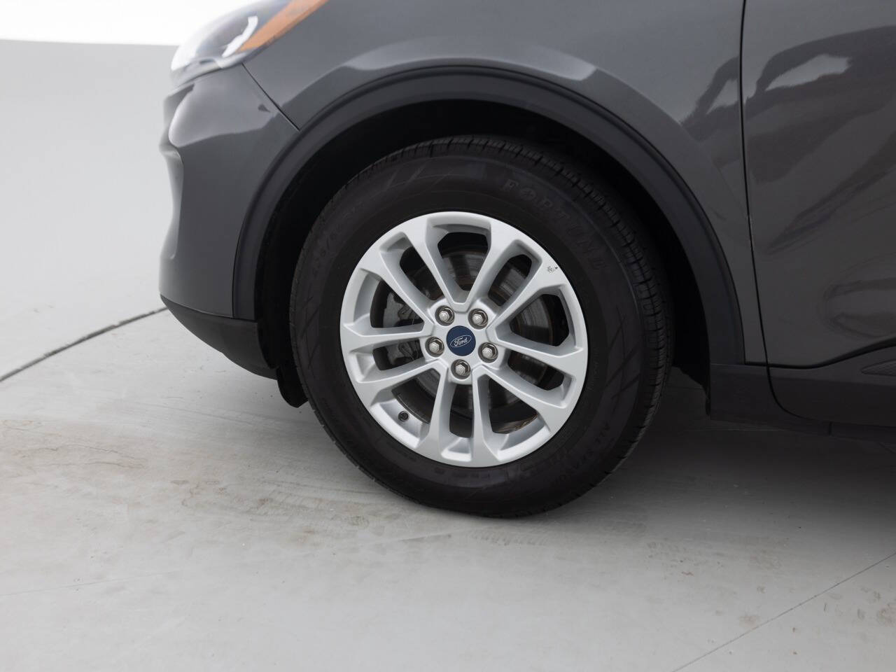 Used Car 2020 Ford Escape  Se 4dr Suv For Sale Under $12,000 In Coal City, Illinois