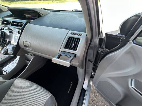 2015 Toyota Prius v Two