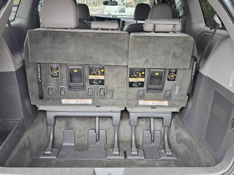 2015 Toyota Sienna Limited 7-Passenger
