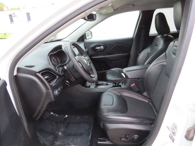 2022 Jeep Cherokee Trailhawk