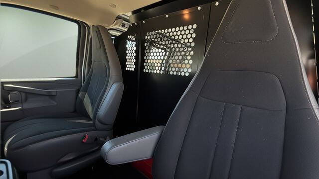 2024 Chevrolet Express 2500