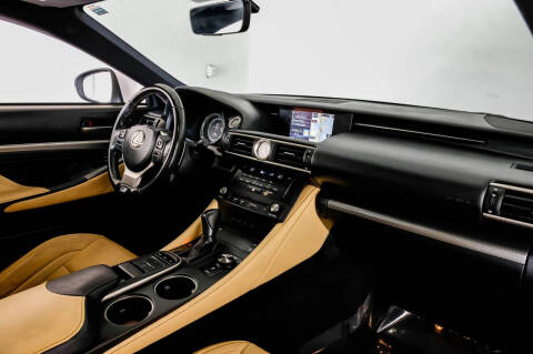 2016 Lexus RC 200t