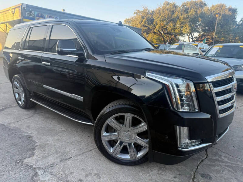 2018 Cadillac Escalade Luxury