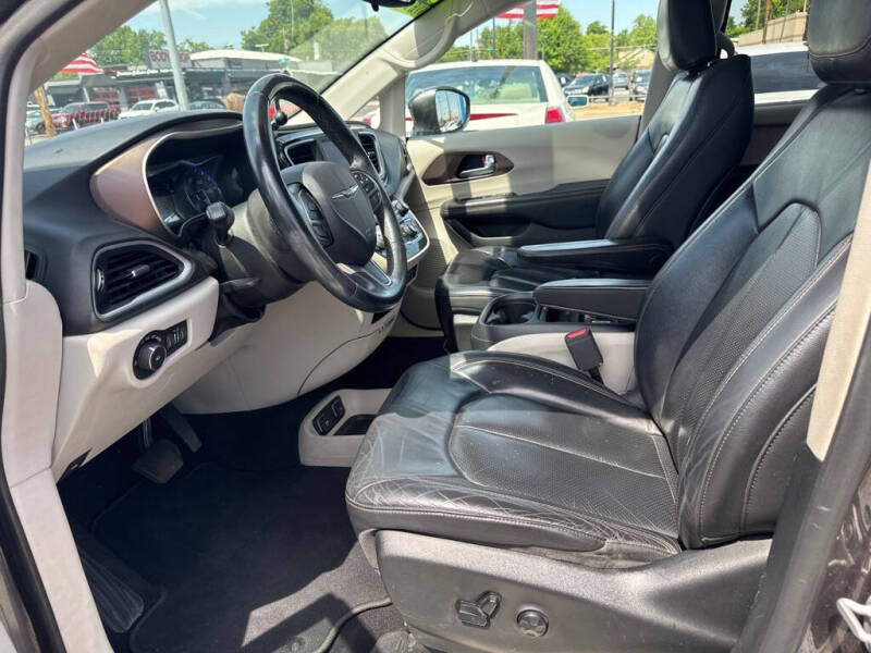 2018 Chrysler Pacifica Touring L
