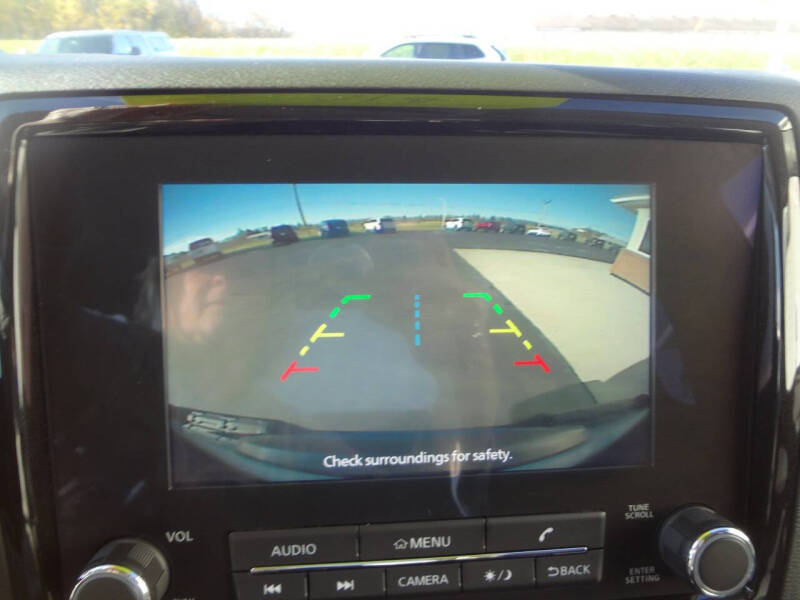 2022 Nissan Frontier S