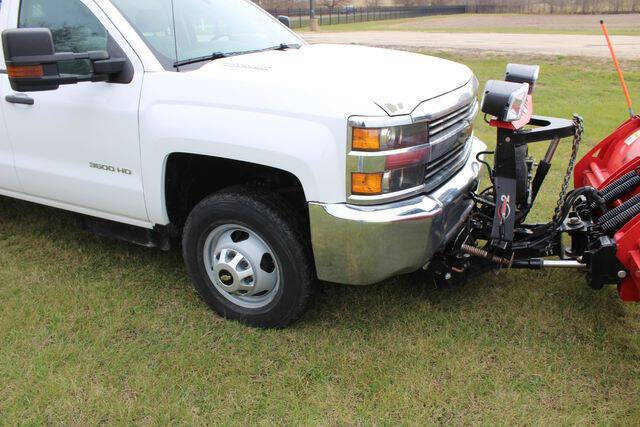 2016 Chevrolet Silverado 3500 Chassis Cab Work Truck photo 5