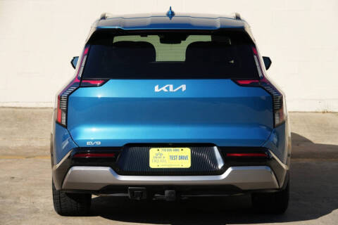 2024 Kia EV9 Land