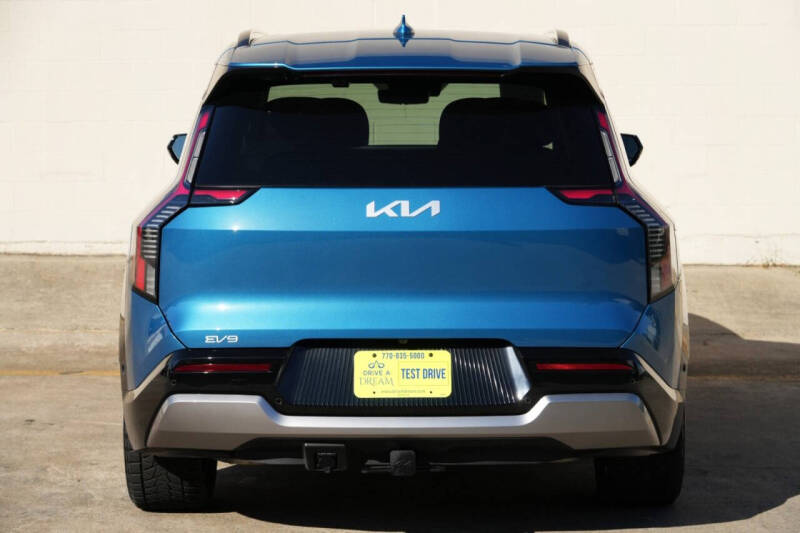 2024 Kia EV9 Land