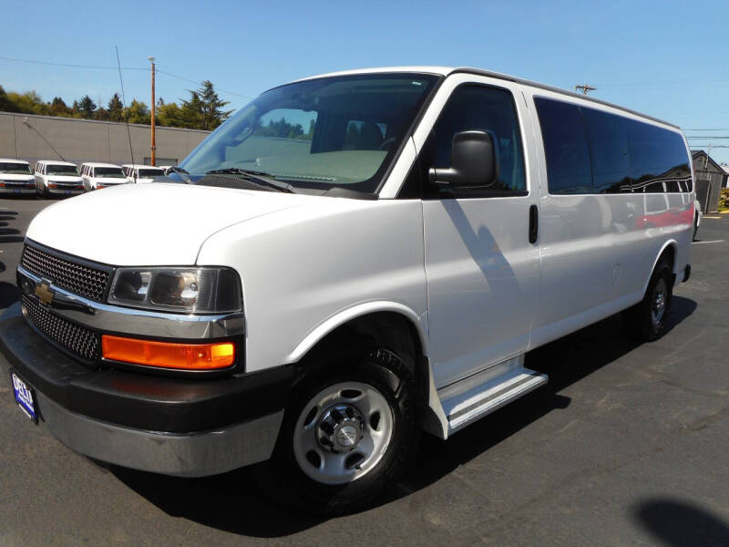 2016 Chevrolet Express LT 3500