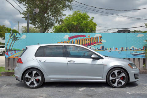 2017 Volkswagen Golf GTI S