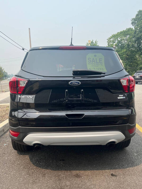 2019 Ford Escape SE